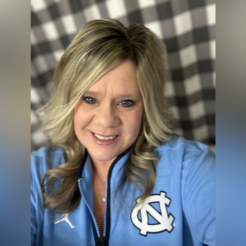 Meet your Posher, Michele